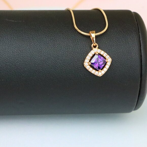 "Princess-Cut Purple Halo Pendant in Gold Plated Brass – Glam Touch, XPPT1793 - Picture 6 of 13